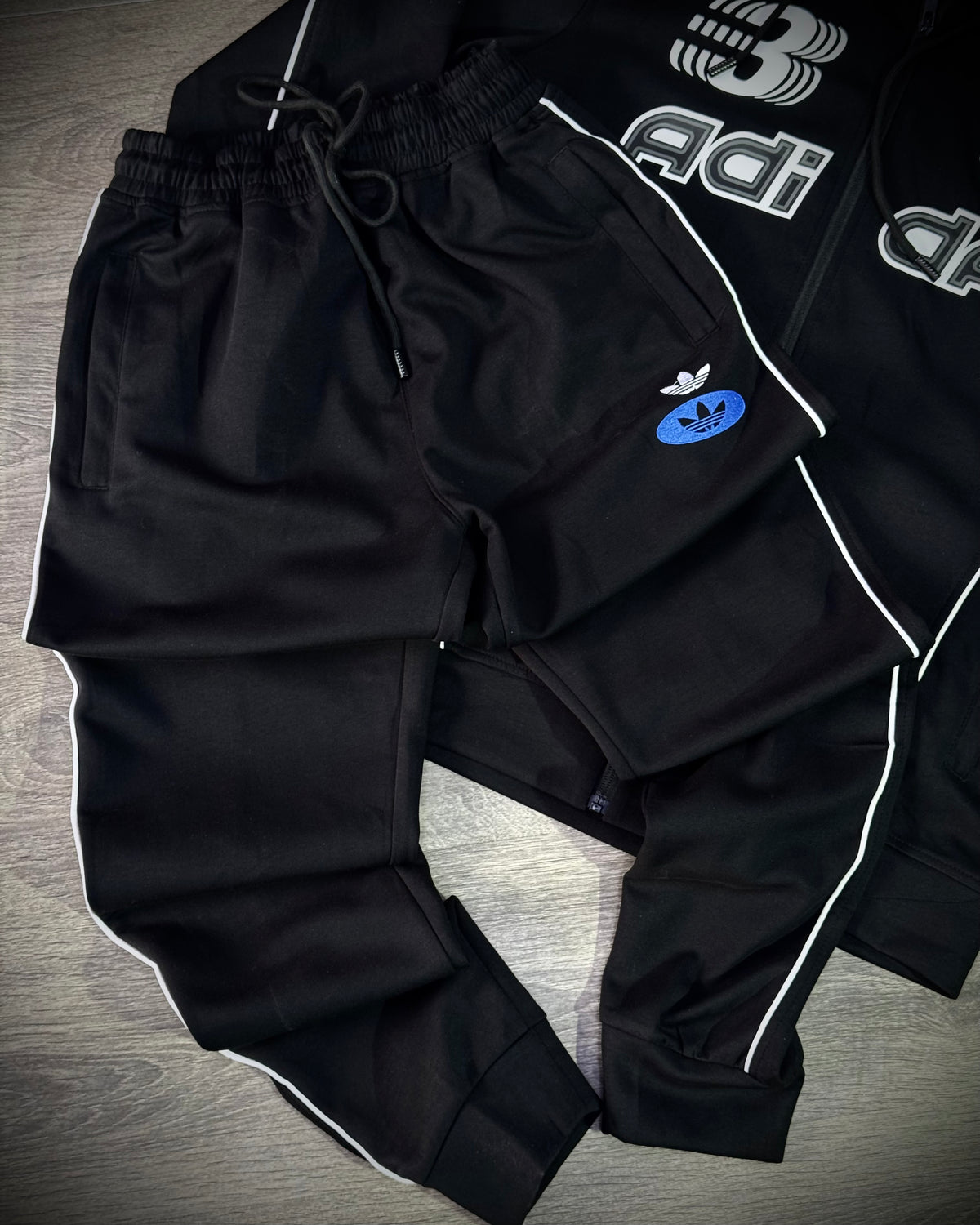 Conjunto Adidas