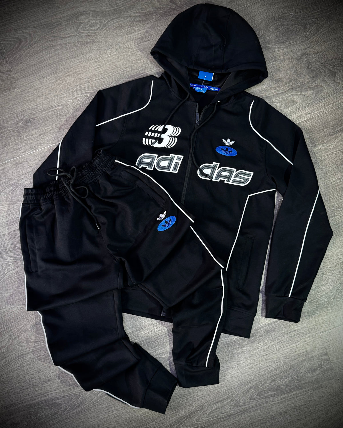 Conjunto Adidas