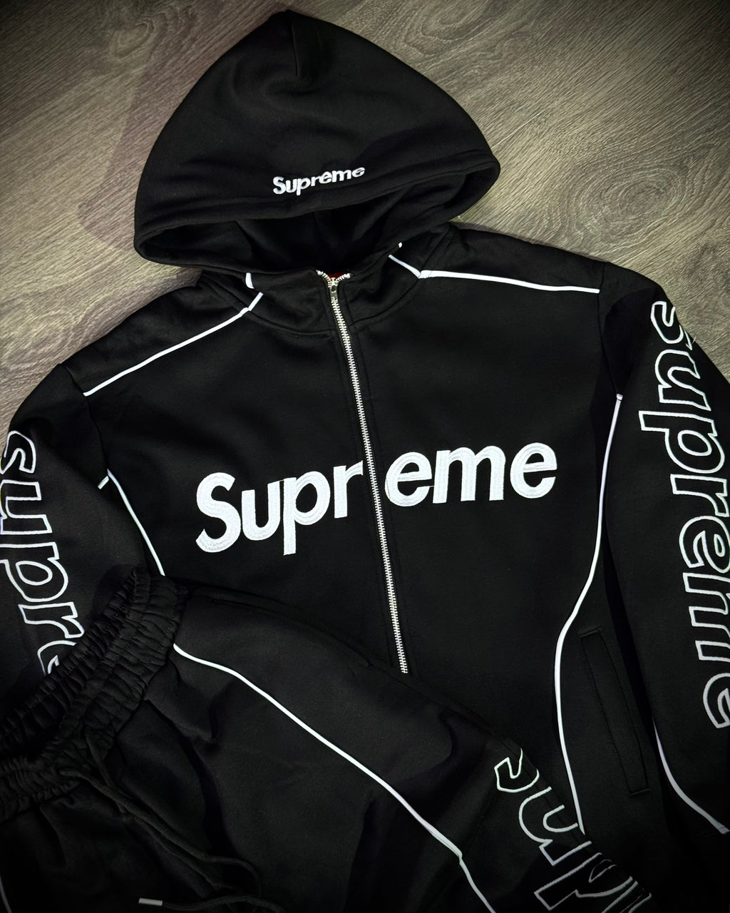 Conjunto supreme negro