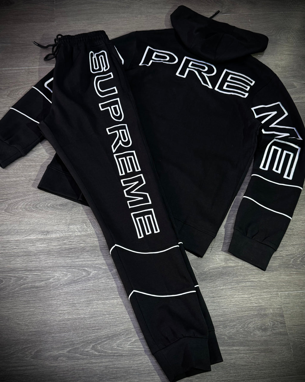 Conjunto supreme